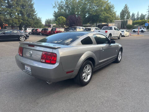 2009 Ford Mustang V6 Deluxe