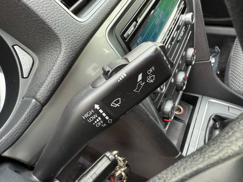 2013 Volkswagen Passat S PZEV