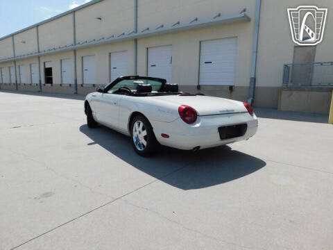 2002 Ford Thunderbird Deluxe