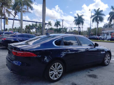 2017 Jaguar XF 35t Premium