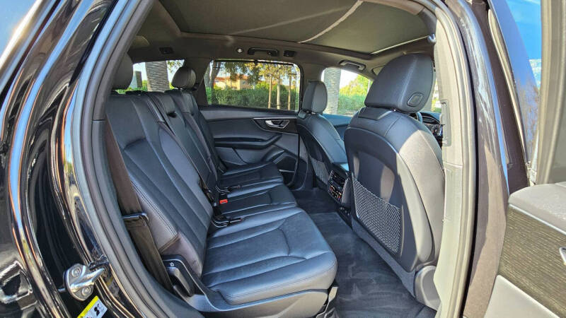 2021 Audi Q7 quattro Premium Plus 55 TFSI