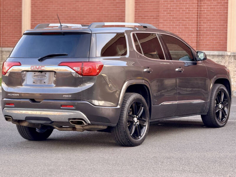 2017 GMC Acadia Denali