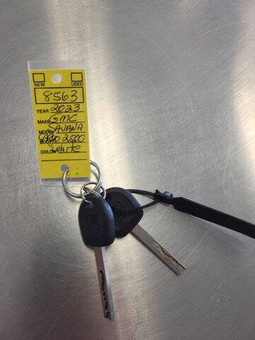 2023 GMC Savana 2500