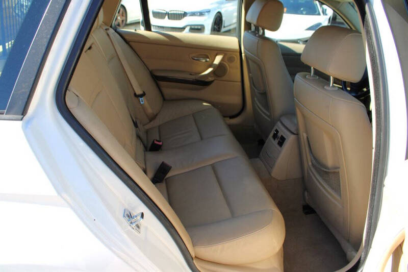 2009 BMW 3 Series 328i