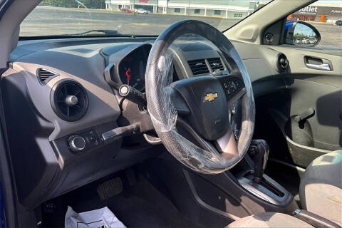 2013 Chevrolet Sonic LS Auto