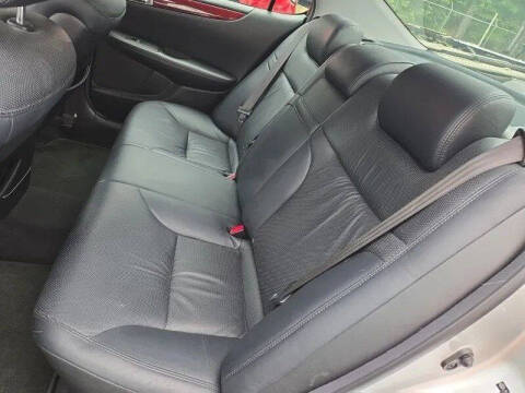2005 Lexus ES 330