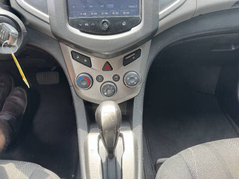 2016 Chevrolet Sonic LT Auto