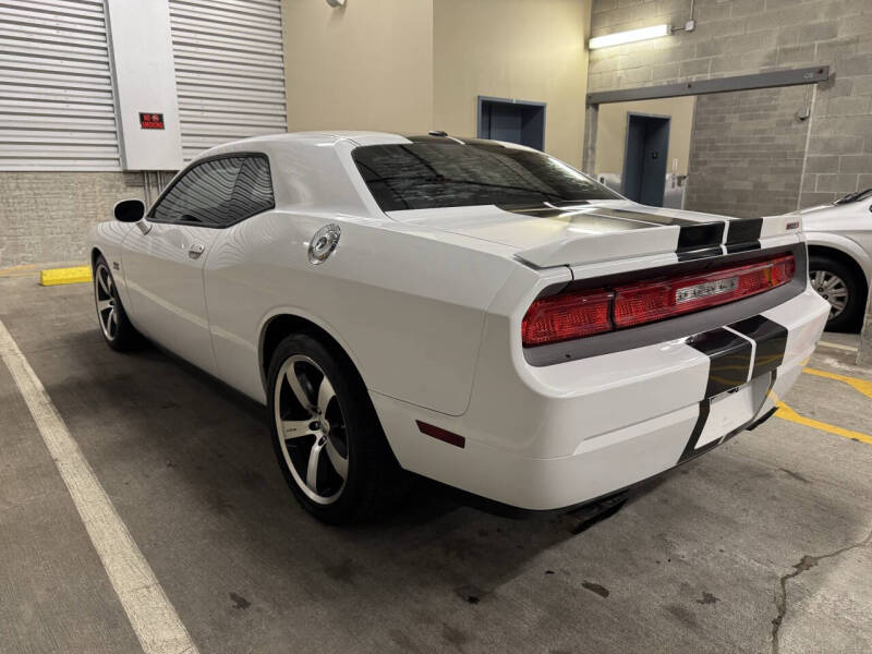 2012 Dodge Challenger SRT8 392
