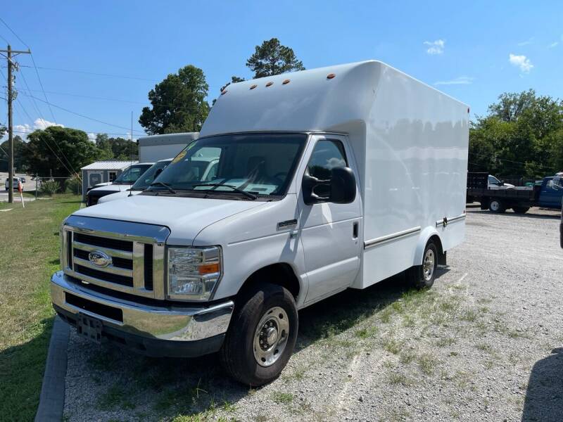 2014 Ford E-Series Chassis for sale at Nationwide Liquidators in Angier NC