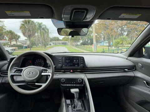 2022 Hyundai Elantra