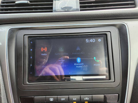 2013 Volkswagen Passat S PZEV