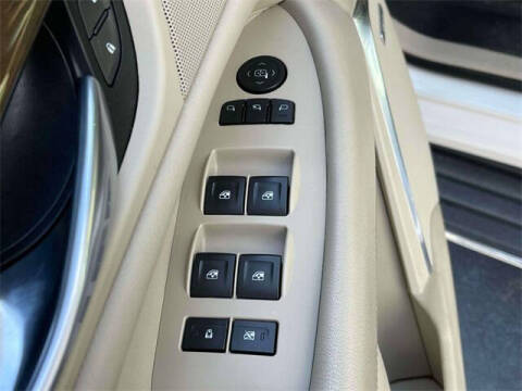 2018 Cadillac Escalade ESV Luxury