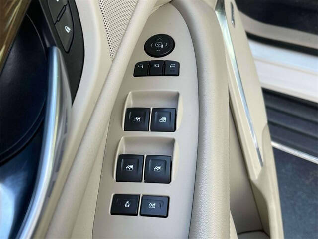 2018 Cadillac Escalade ESV Luxury