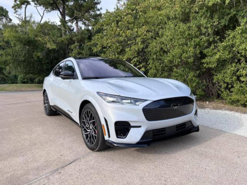 2022 Ford Mustang Mach-E GT AWD's photo