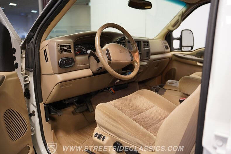 2002 Ford Excursion XLT