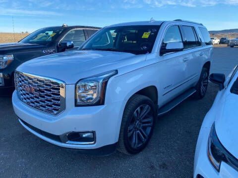 2019 GMC Yukon for sale at FAST LANE AUTOS in Spearfish SD