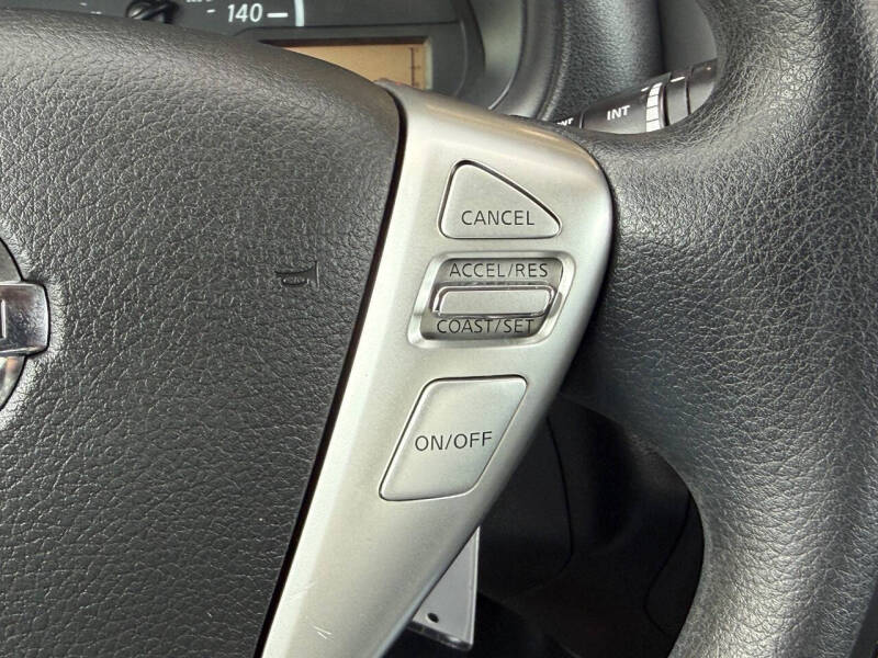 2019 Nissan Versa S Plus