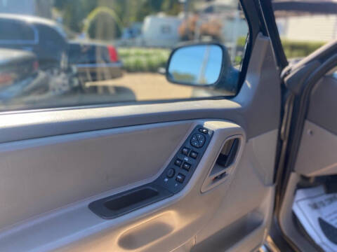 2004 Jeep Grand Cherokee Laredo