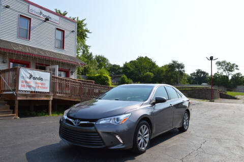 2017 Toyota Camry Hybrid for sale at DrivePanda.com of Marengo in Marengo IL