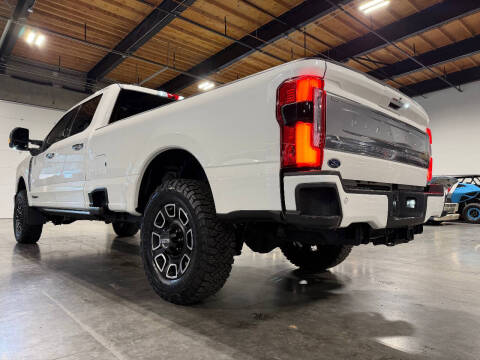 2024 Ford F-350 Super Duty Platinum