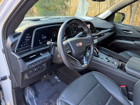 2023 Cadillac Escalade ESV Sport