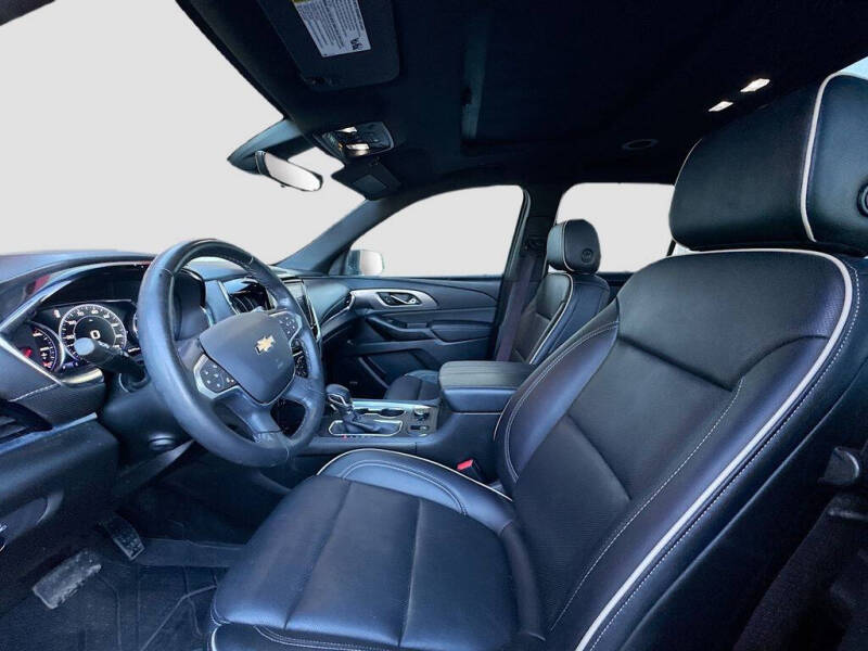 2023 Chevrolet Traverse Premier
