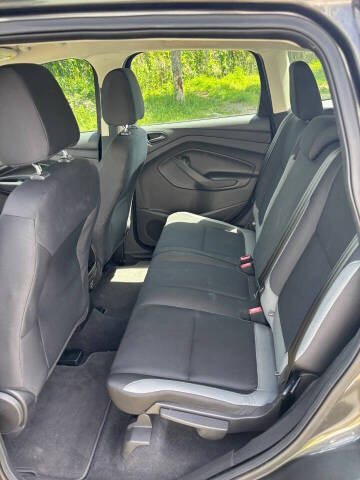2015 Ford Escape S