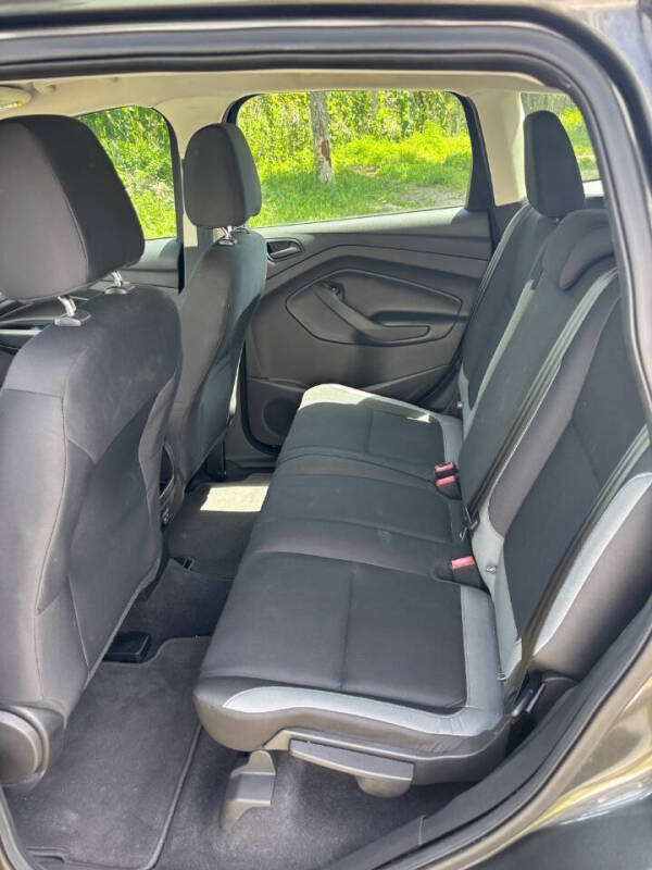 2015 Ford Escape S