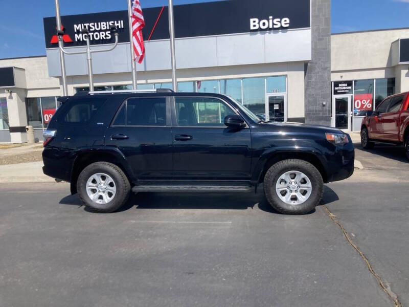 2024 Toyota 4Runner SR5