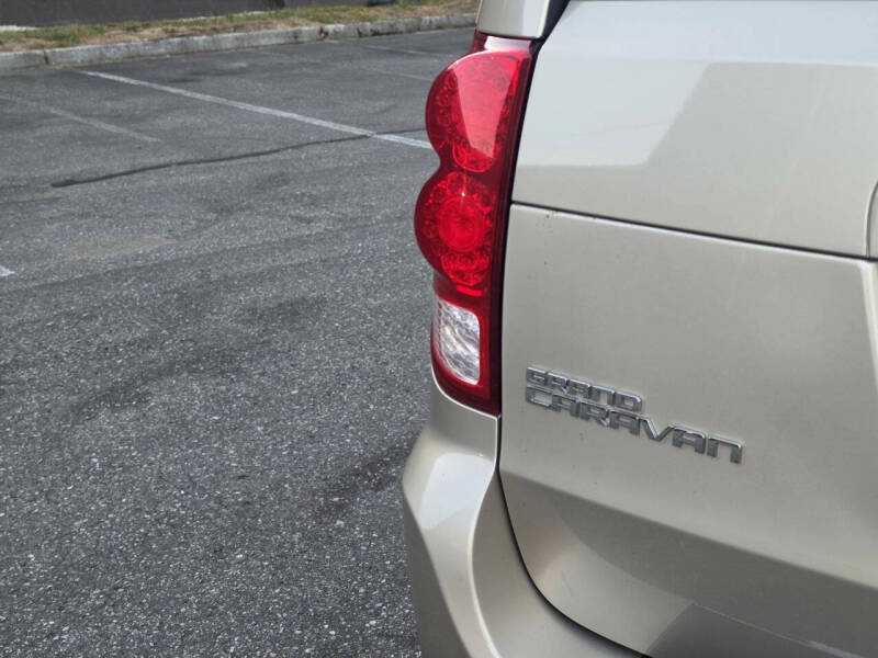 2014 Dodge Grand Caravan SE