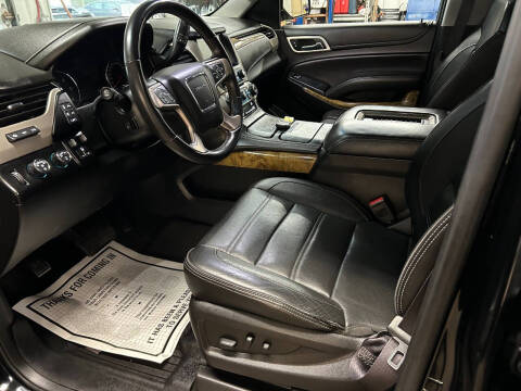 2017 GMC Yukon XL Denali