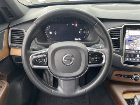 2024 Volvo XC90 Recharge T8 Core Bright Theme