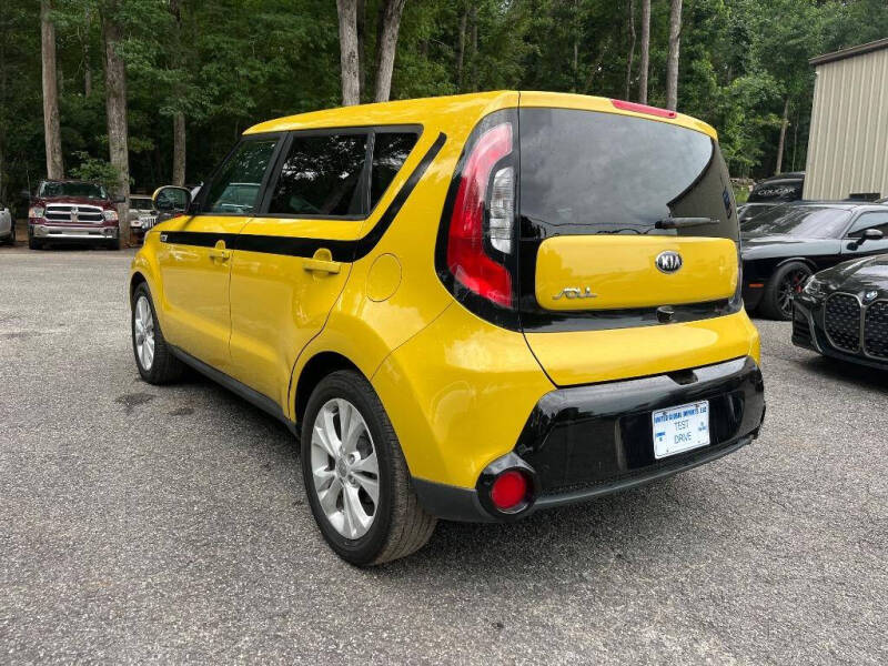 2016 Kia Soul +