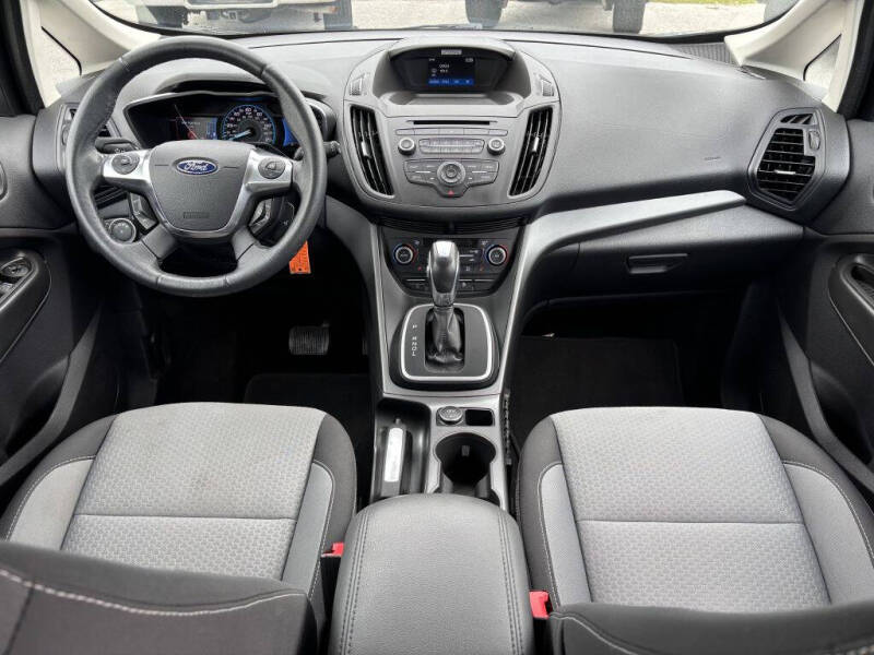 2017 Ford C-MAX Hybrid SE