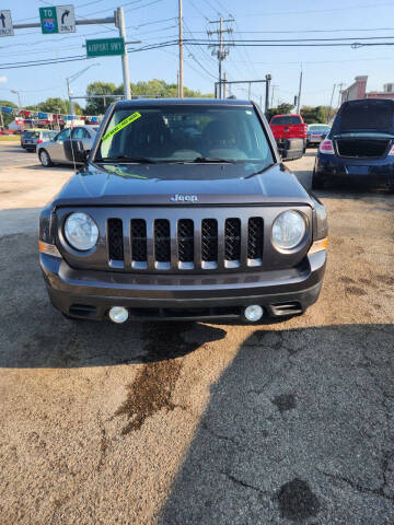 2014 Jeep Patriot for sale at Johnny's Motor Cars in Toledo OH