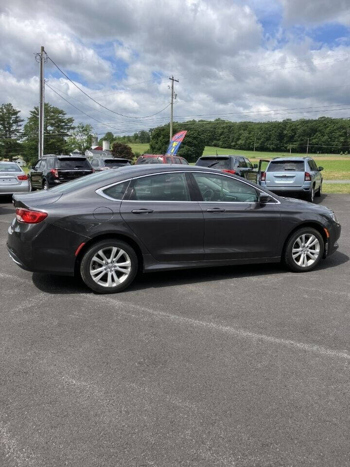 2015 Chrysler 200 for sale at TD AUTO SALES LLC in Effort, PA