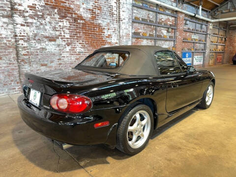 2002 Mazda MX-5 Miata