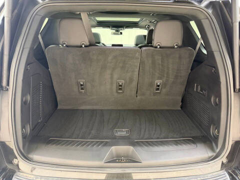 2022 GMC Yukon SLT