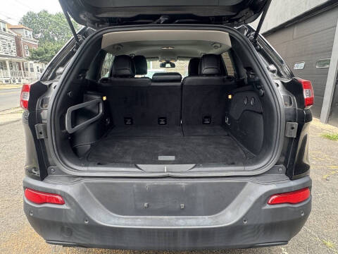 2017 Jeep Cherokee Latitude