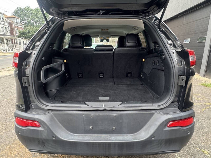 2017 Jeep Cherokee Latitude