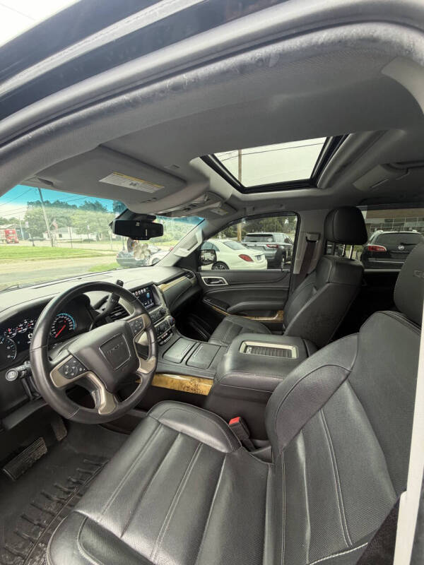 2017 GMC Yukon Denali