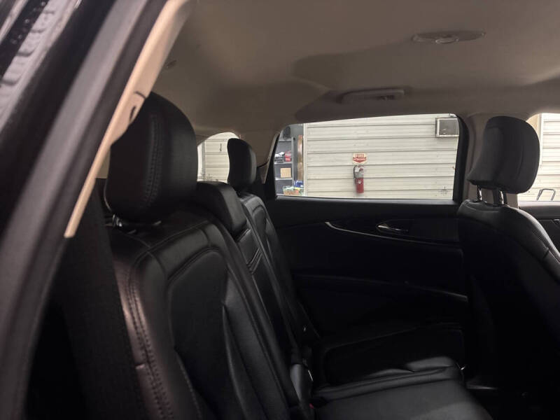 2022 Lincoln Nautilus Standard