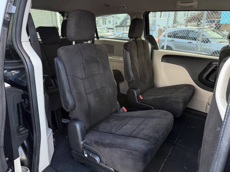 2013 Dodge Grand Caravan SXT