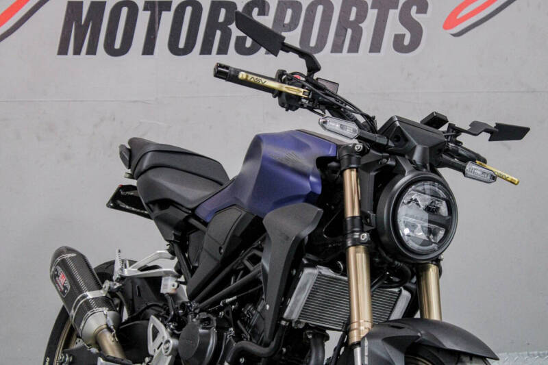 2022 Honda CB300R ABS