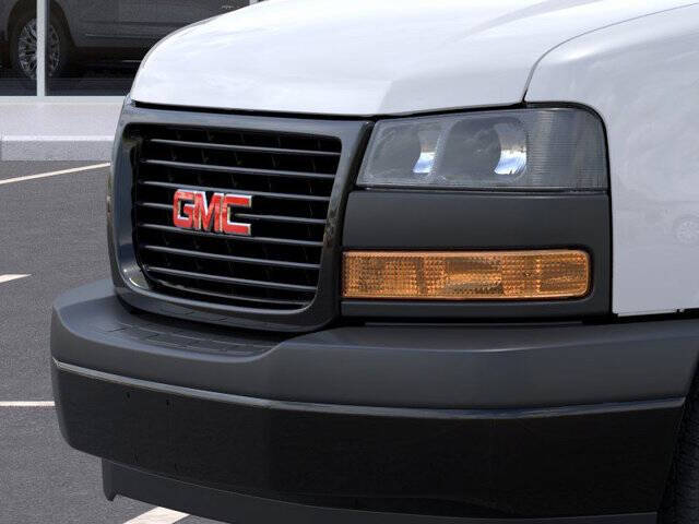 2026 GMC Savana 2500