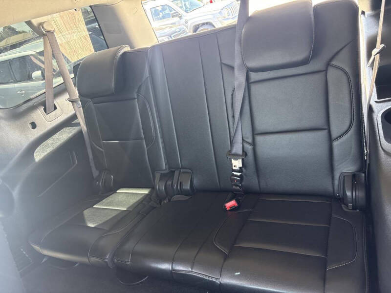 2017 Chevrolet Suburban LT