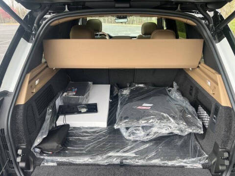 2025 Land Rover Range Rover P530 SE