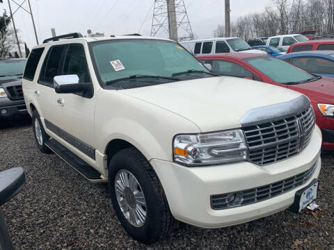 2008 Lincoln Navigator for sale at Trocci's Auto Sales in West Pittsburg PA