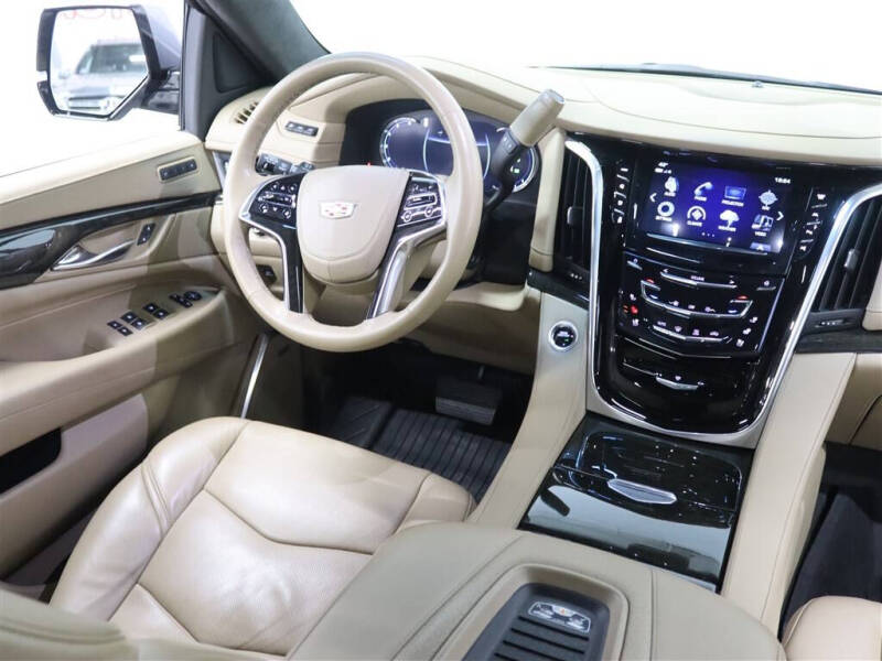 2019 Cadillac Escalade ESV Platinum