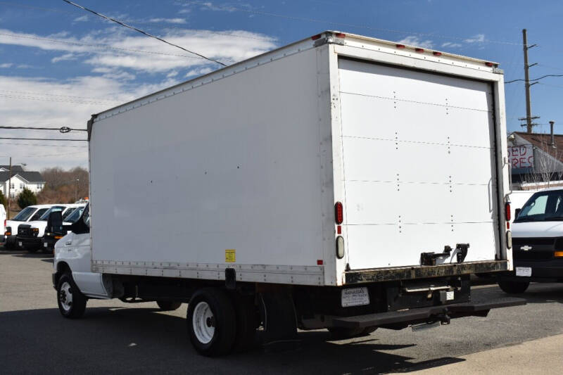 2015 Ford E-Series E-350 SD